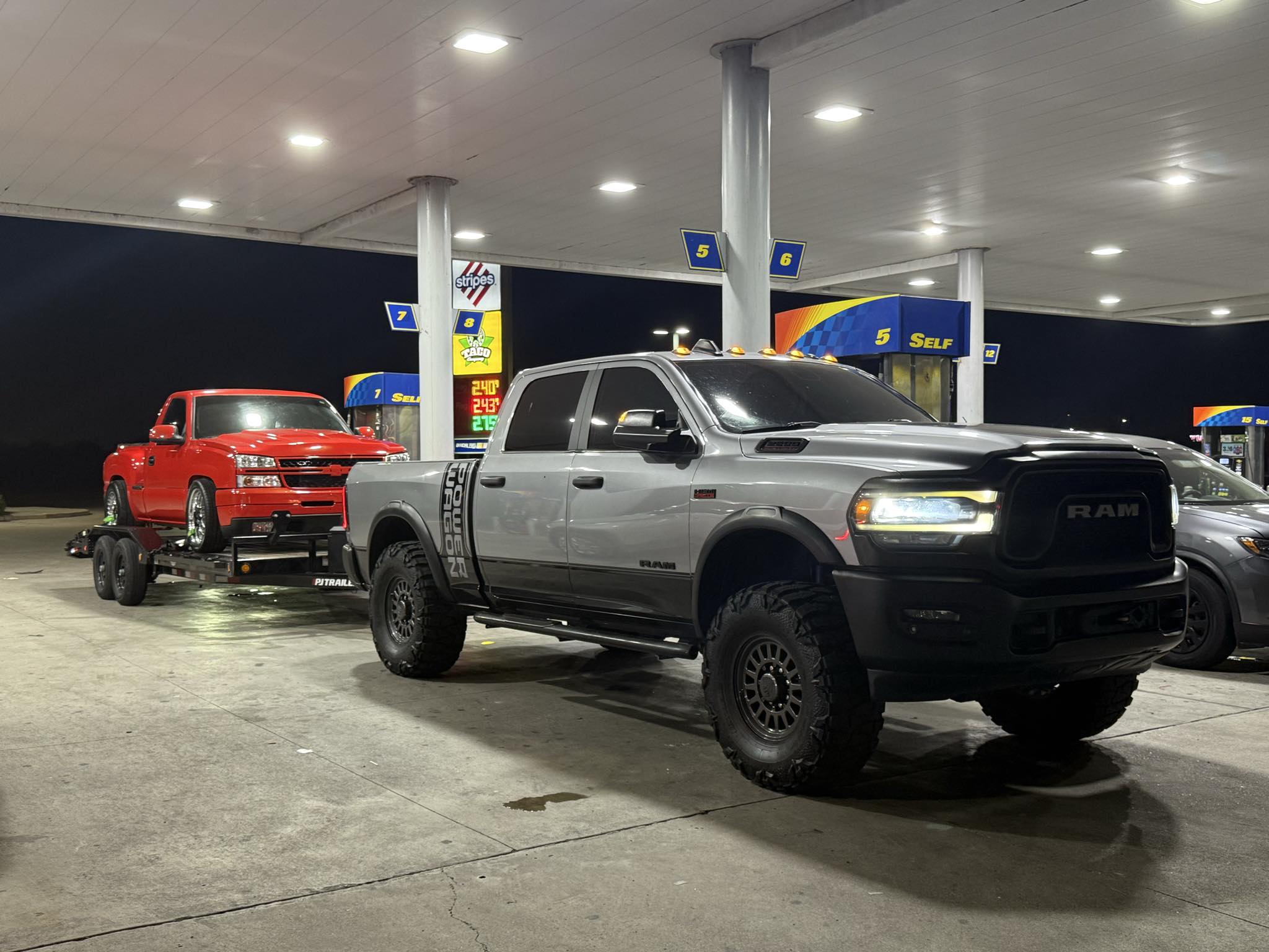 Car hauler trailer